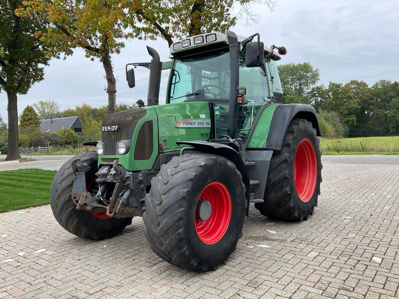 Fendt 412 Vario TMS - Trator: foto 1 Fendt 412 Vario TMS - Trator: foto 1