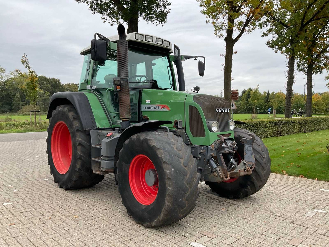 Fendt 412 Vario TMS - Trator: foto 3 Fendt 412 Vario TMS - Trator: foto 3