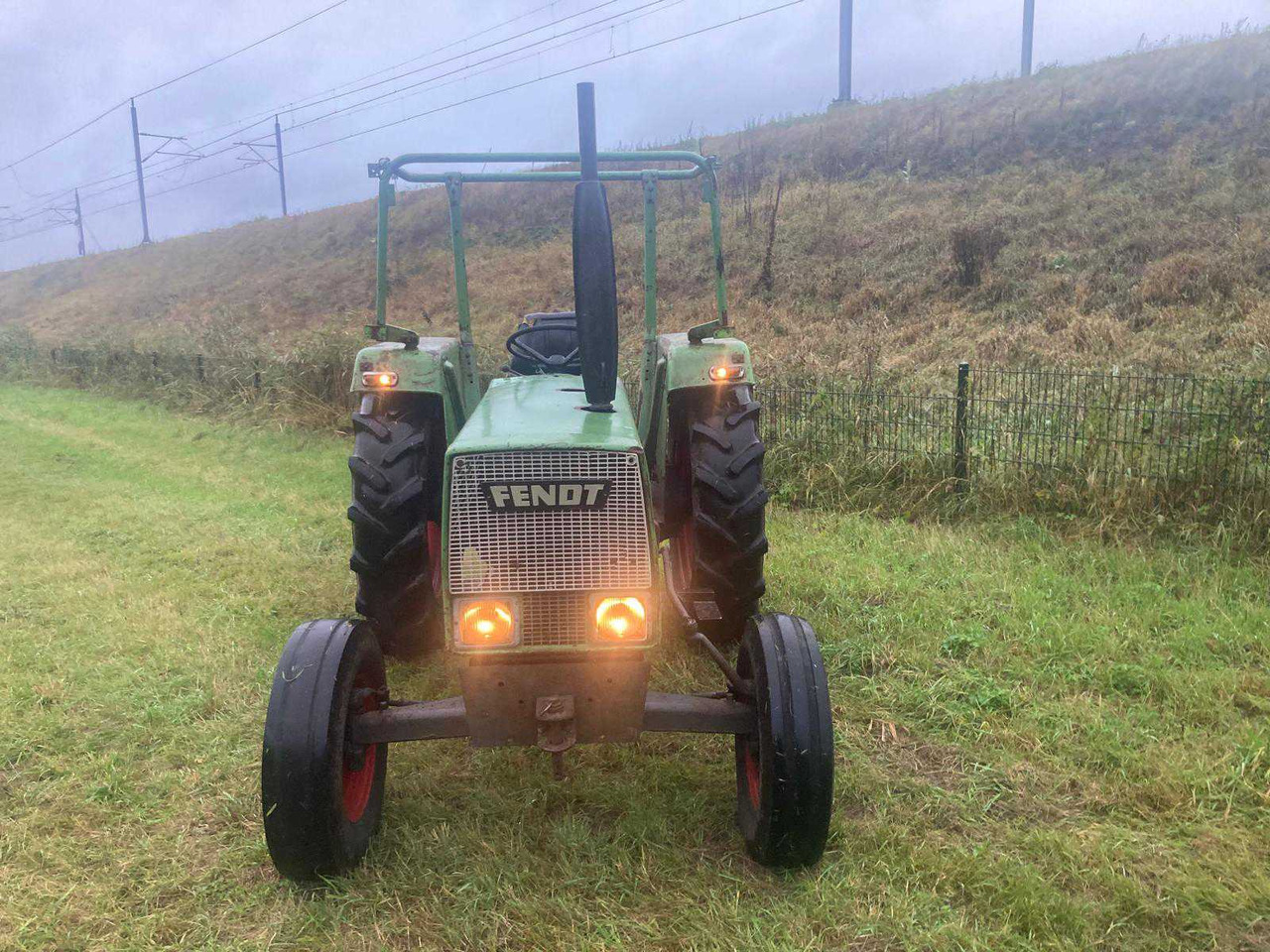 Fendt Farmer 102 - Trator: foto 3 Fendt Farmer 102 - Trator: foto 3