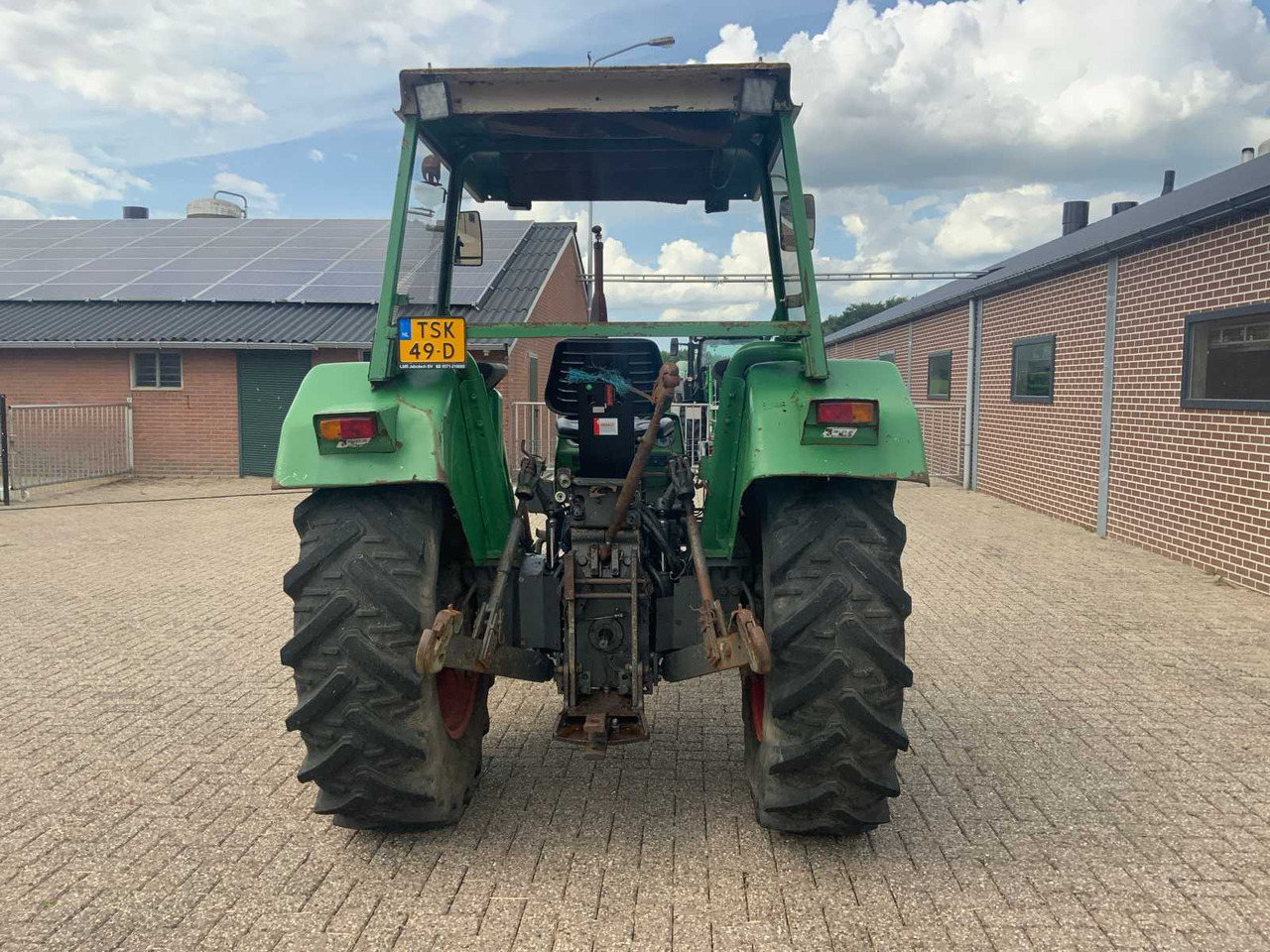 Fendt Farmer 108S - Trator: foto 5 Fendt Farmer 108S - Trator: foto 5