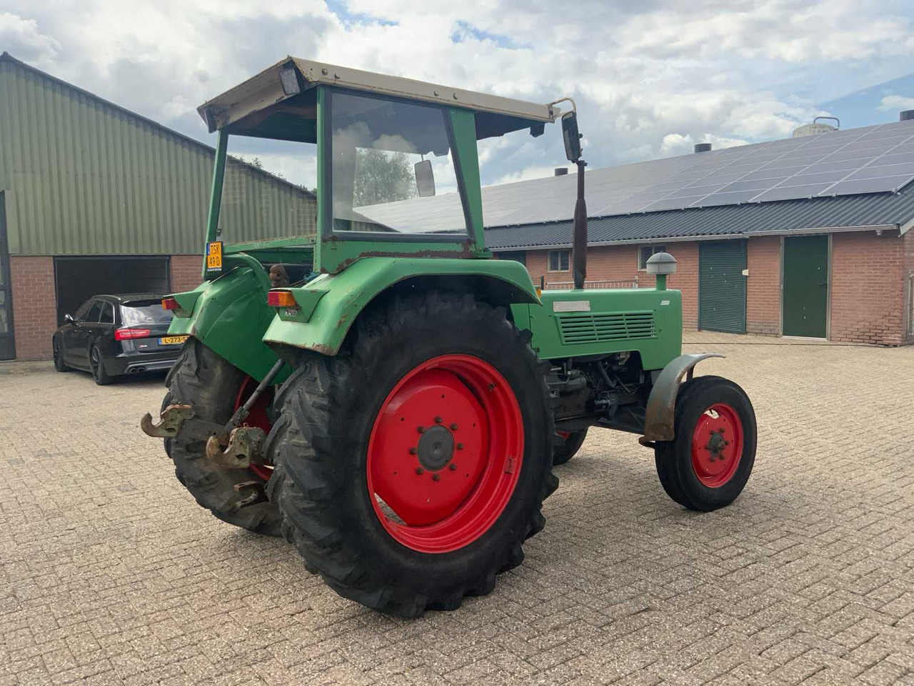 Fendt Farmer 108S - Trator: foto 4 Fendt Farmer 108S - Trator: foto 4