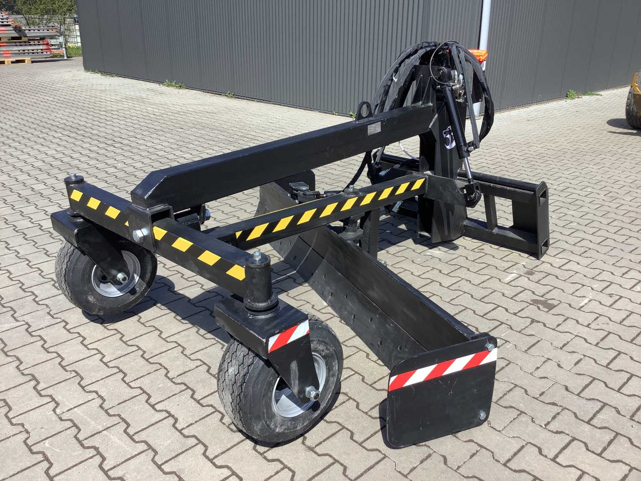 Field Leveller 2400 - Lâmina por Máquina de construção: foto 1 Field Leveller 2400 - Lâmina por Máquina de construção: foto 1