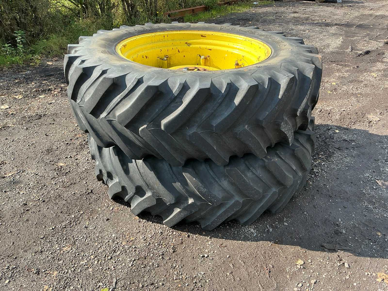 Firestone Radial 7000 - Jantes e pneus por Trator: foto 5 Firestone Radial 7000 - Jantes e pneus por Trator: foto 5