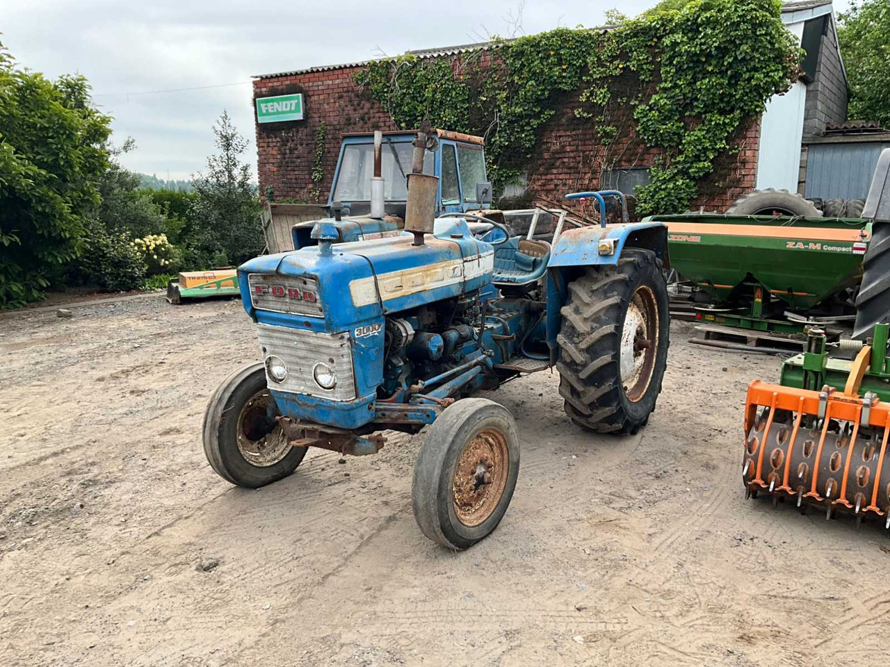 Ford 3000 - Trator: foto 1 Ford 3000 - Trator: foto 1