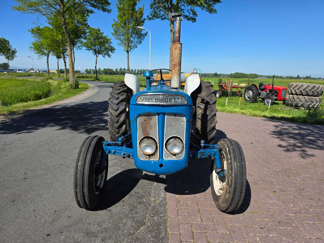 Ford Super Dexta - Trator: foto 4 Ford Super Dexta - Trator: foto 4
