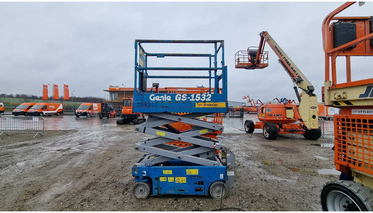 GENIE - GS-1530 - AERIAL WORK PLATFORMS - 2016 (77295266) - Plataforma aérea: foto 1 GENIE - GS-1530 - AERIAL WORK PLATFORMS - 2016 (77295266) - Plataforma aérea: foto 1