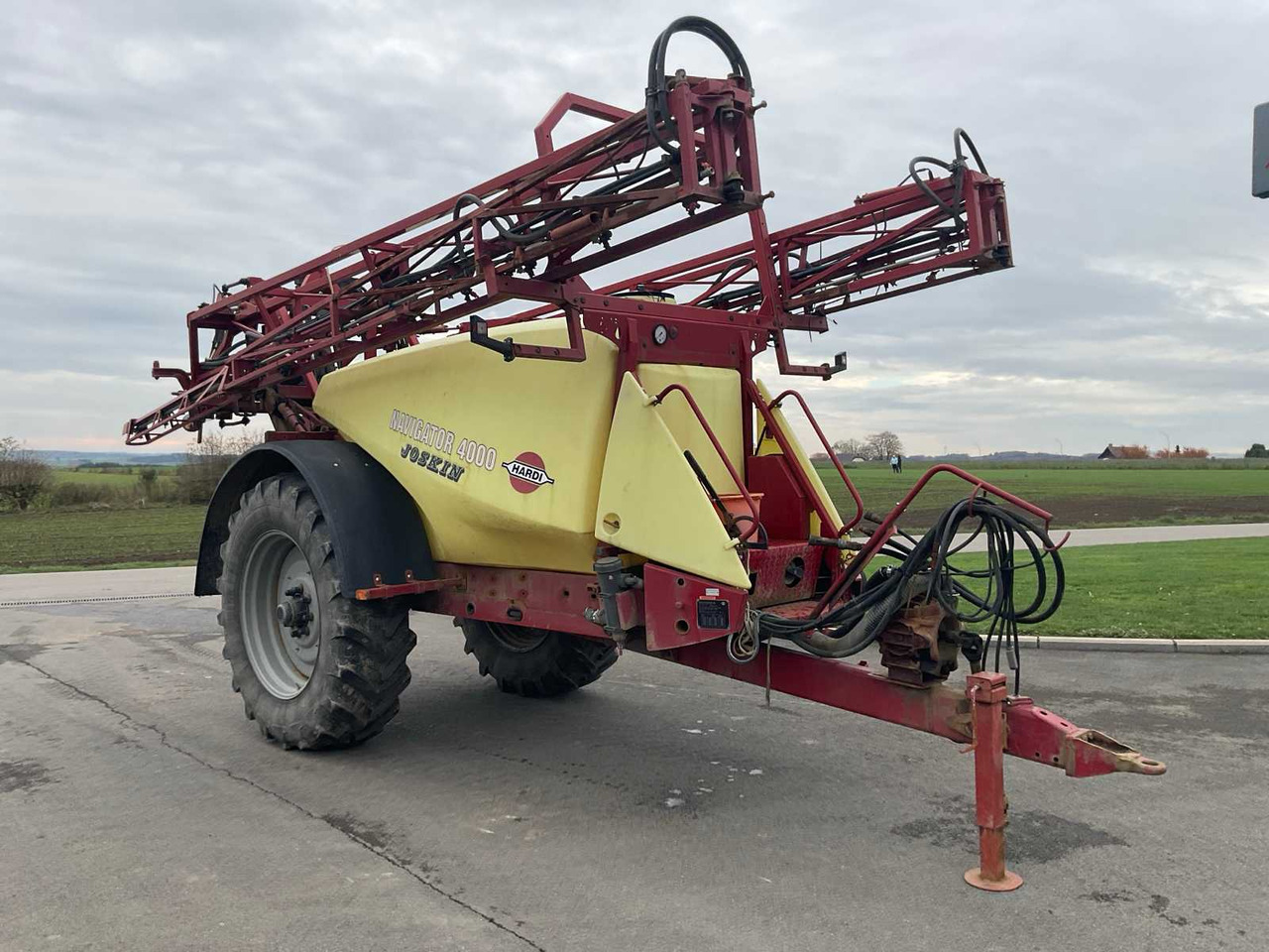 Hardi Navigator 4000 - Pulverizador agricola: foto 1 Hardi Navigator 4000 - Pulverizador agricola: foto 1