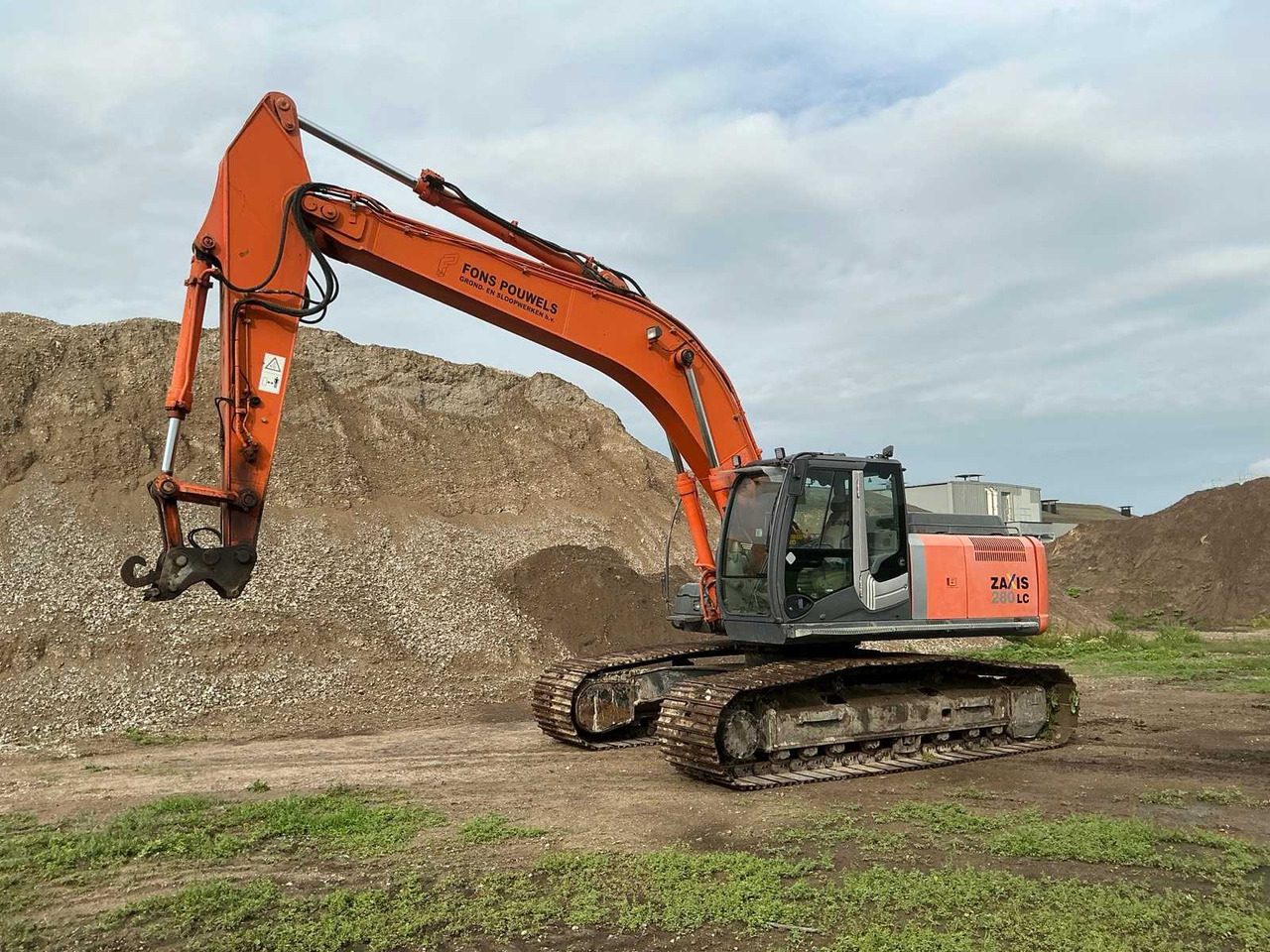 Hitachi ZX280 Lc - Escavadora de rastos: foto 1 Hitachi ZX280 Lc - Escavadora de rastos: foto 1