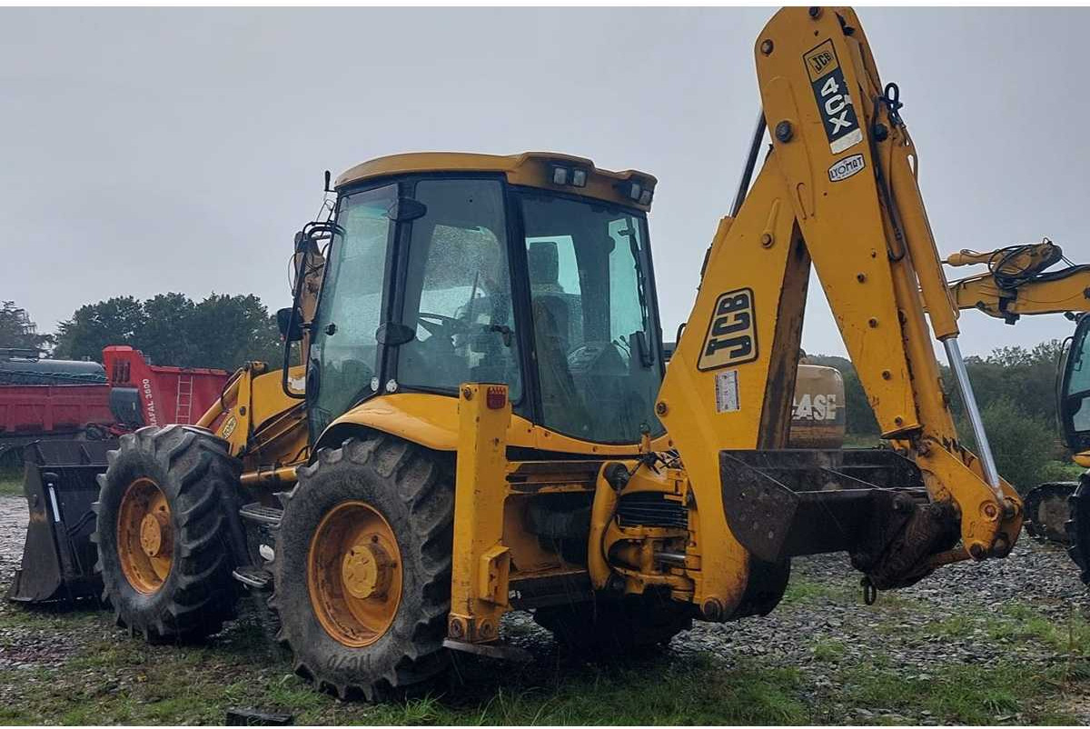 Retroescavadeira JCB 4CX BACKHOE LOADER WITH 4-IN-1 BUCKET AND TELESCOPIC BOOM: foto 8 Retroescavadeira JCB 4CX BACKHOE LOADER WITH 4-IN-1 BUCKET AND TELESCOPIC BOOM: foto 8