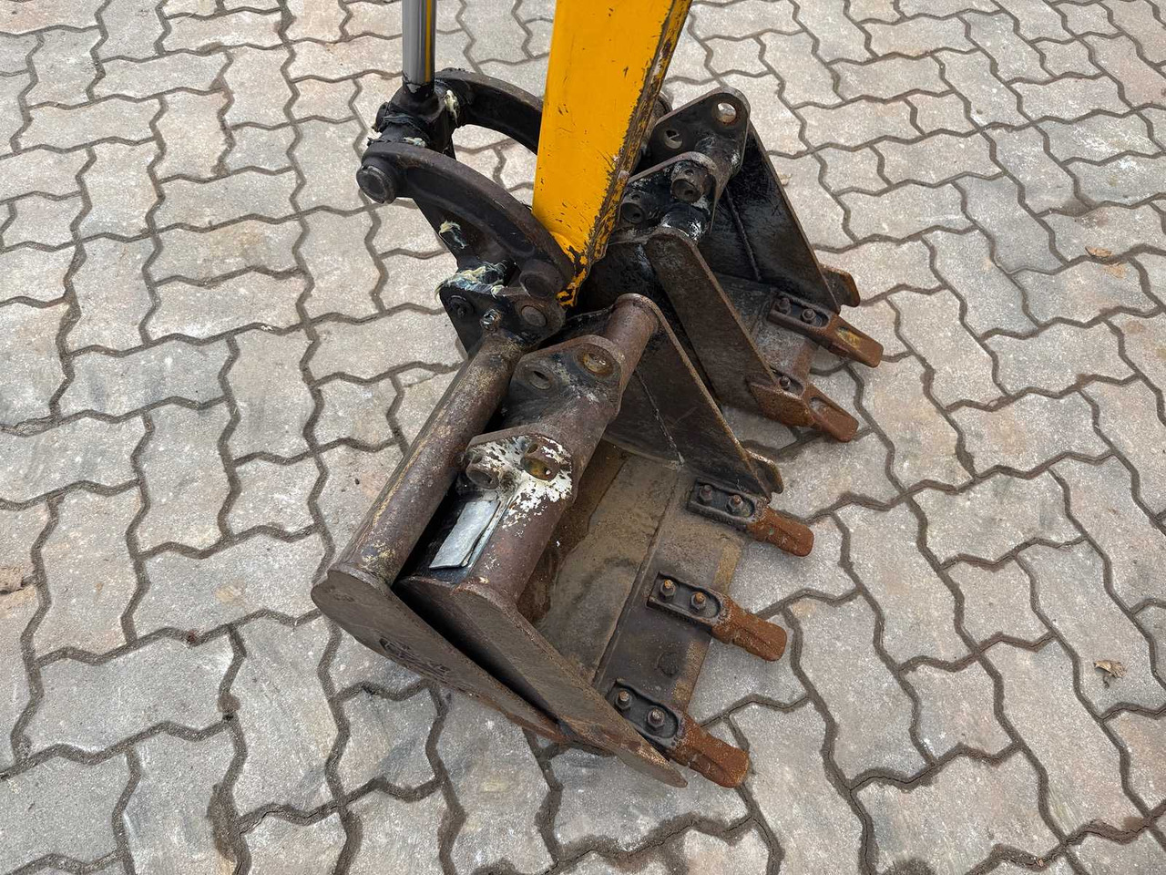 Mini escavadeira JCB - 8008 CTS - 2021 - MINI EXCAVATOR: foto 7