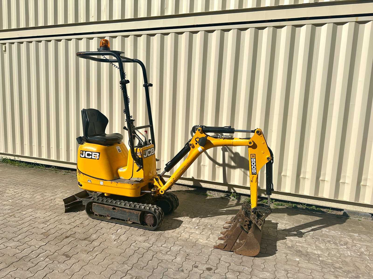 JCB 8008 CTS - 3 x Löffel - Mini escavadeira: foto 2 JCB 8008 CTS - 3 x Löffel - Mini escavadeira: foto 2