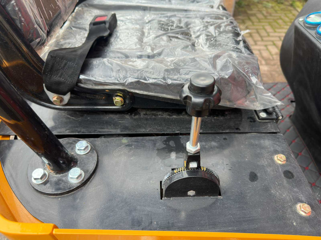 Mini escavadeira JPC HT12: foto 7