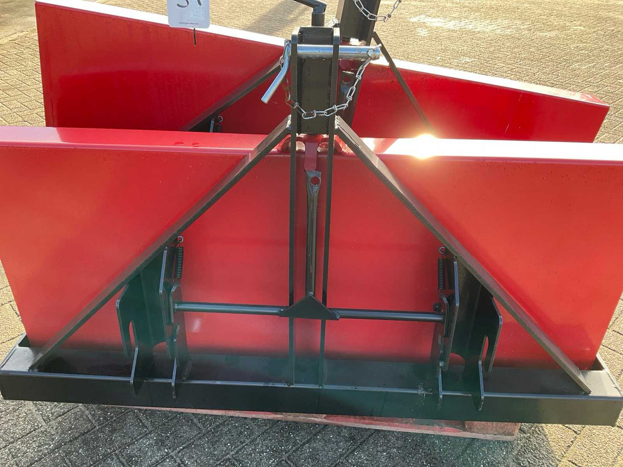 Jako - Carregador frontal para o trator: foto 5 Jako - Carregador frontal para o trator: foto 5