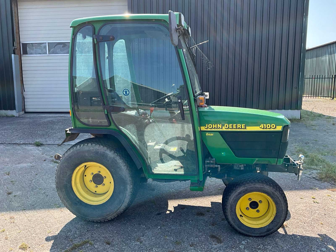 John Deere 4100 - Mini trator: foto 5 John Deere 4100 - Mini trator: foto 5