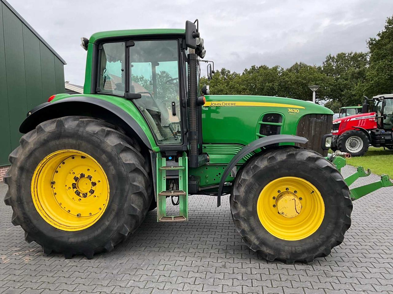 John Deere 7430 - Trator: foto 5 John Deere 7430 - Trator: foto 5