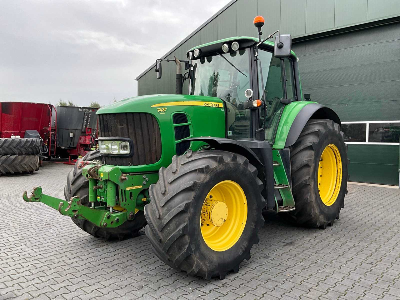 John Deere 7430 - Trator: foto 2 John Deere 7430 - Trator: foto 2