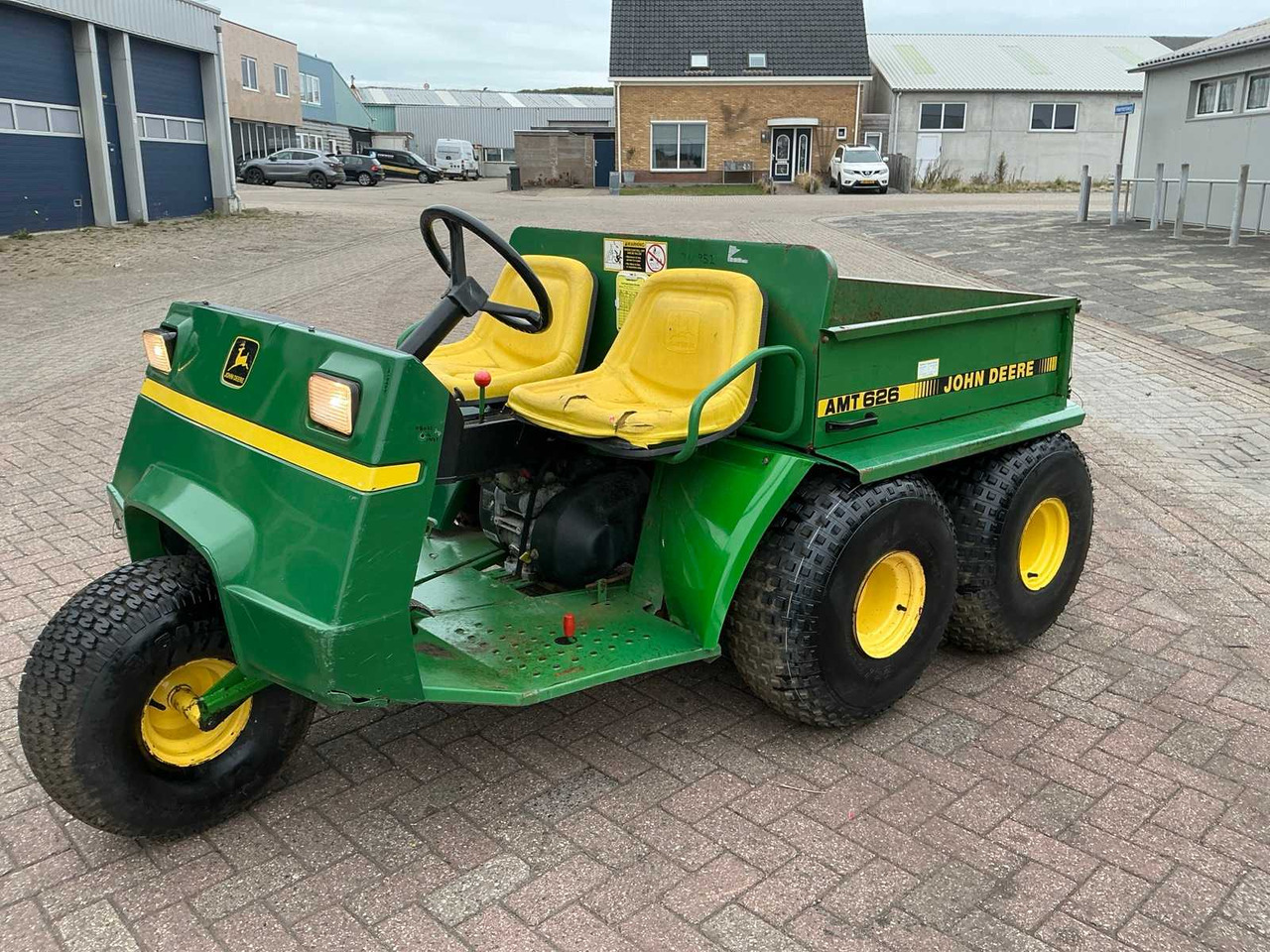 John Deere AMT 626 - Trator municipal: foto 1 John Deere AMT 626 - Trator municipal: foto 1