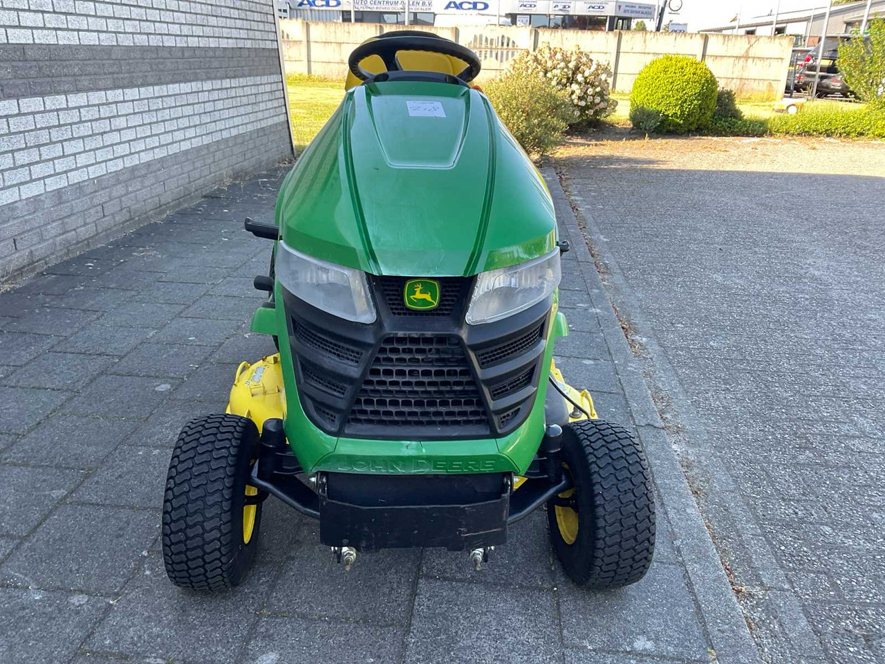 John Deere X300 - Cortador de grama: foto 4 John Deere X300 - Cortador de grama: foto 4