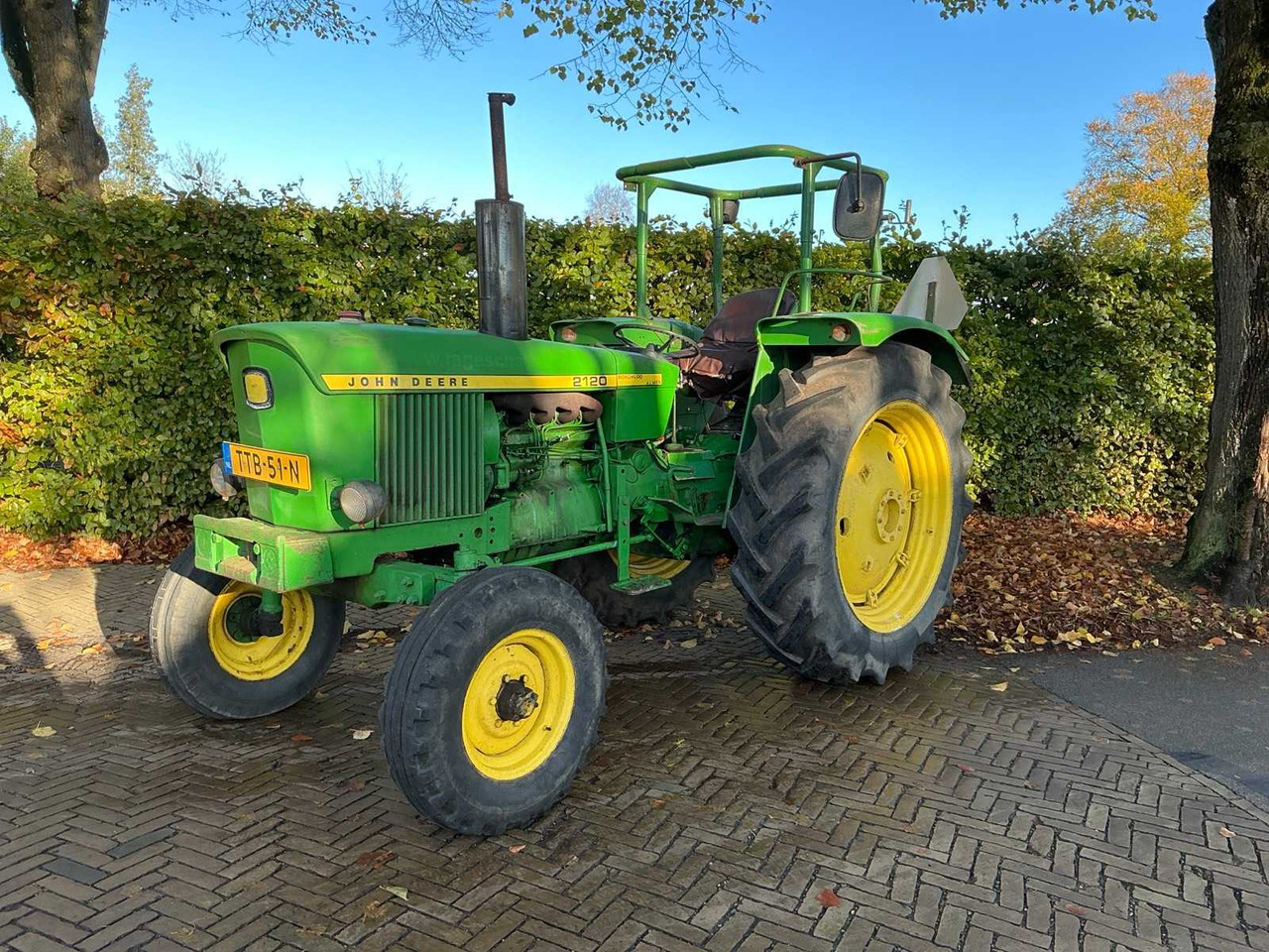 John deere 2120 - Trator: foto 1 John deere 2120 - Trator: foto 1