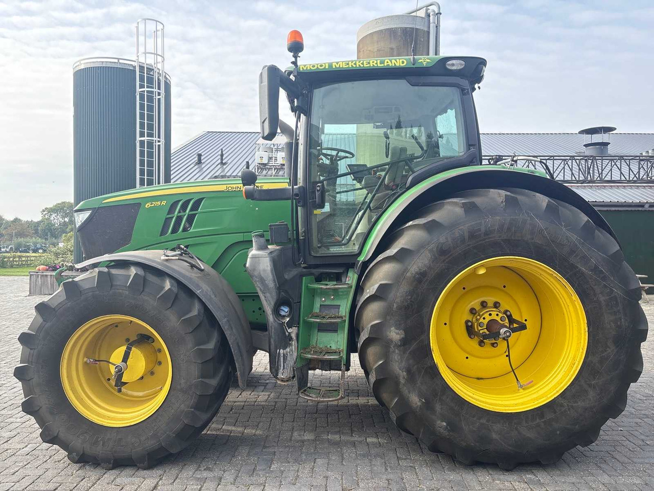 John deere 6215R - Trator: foto 2 John deere 6215R - Trator: foto 2