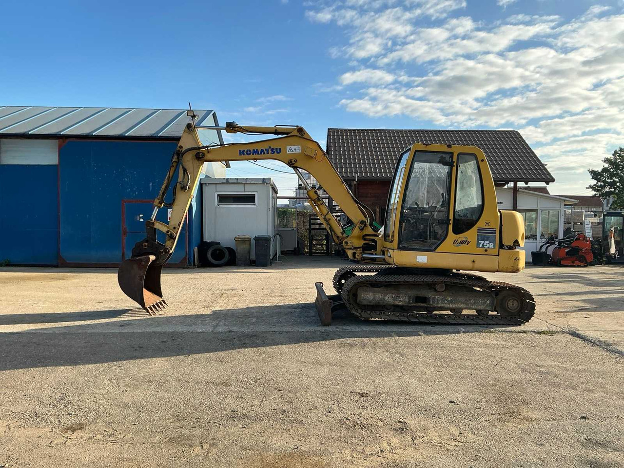 KOMATSU - PC 75R - MIDI-EXCAVATOR - 2004 - Escavadeira: foto 4 KOMATSU - PC 75R - MIDI-EXCAVATOR - 2004 - Escavadeira: foto 4