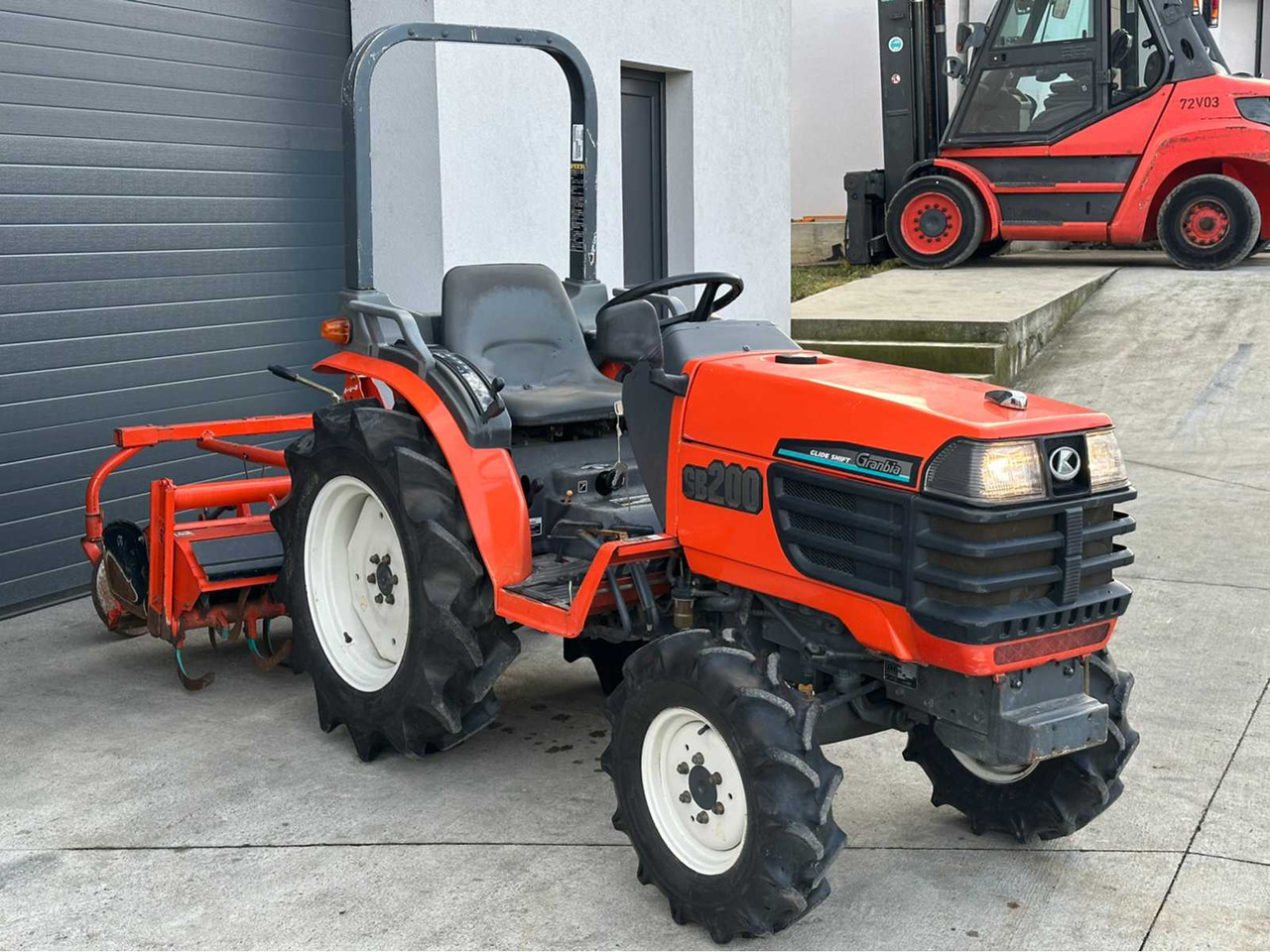 KUBOTA - GB200 - 4-WHEEL DRIVE TRACTOR - Trator: foto 3 KUBOTA - GB200 - 4-WHEEL DRIVE TRACTOR - Trator: foto 3