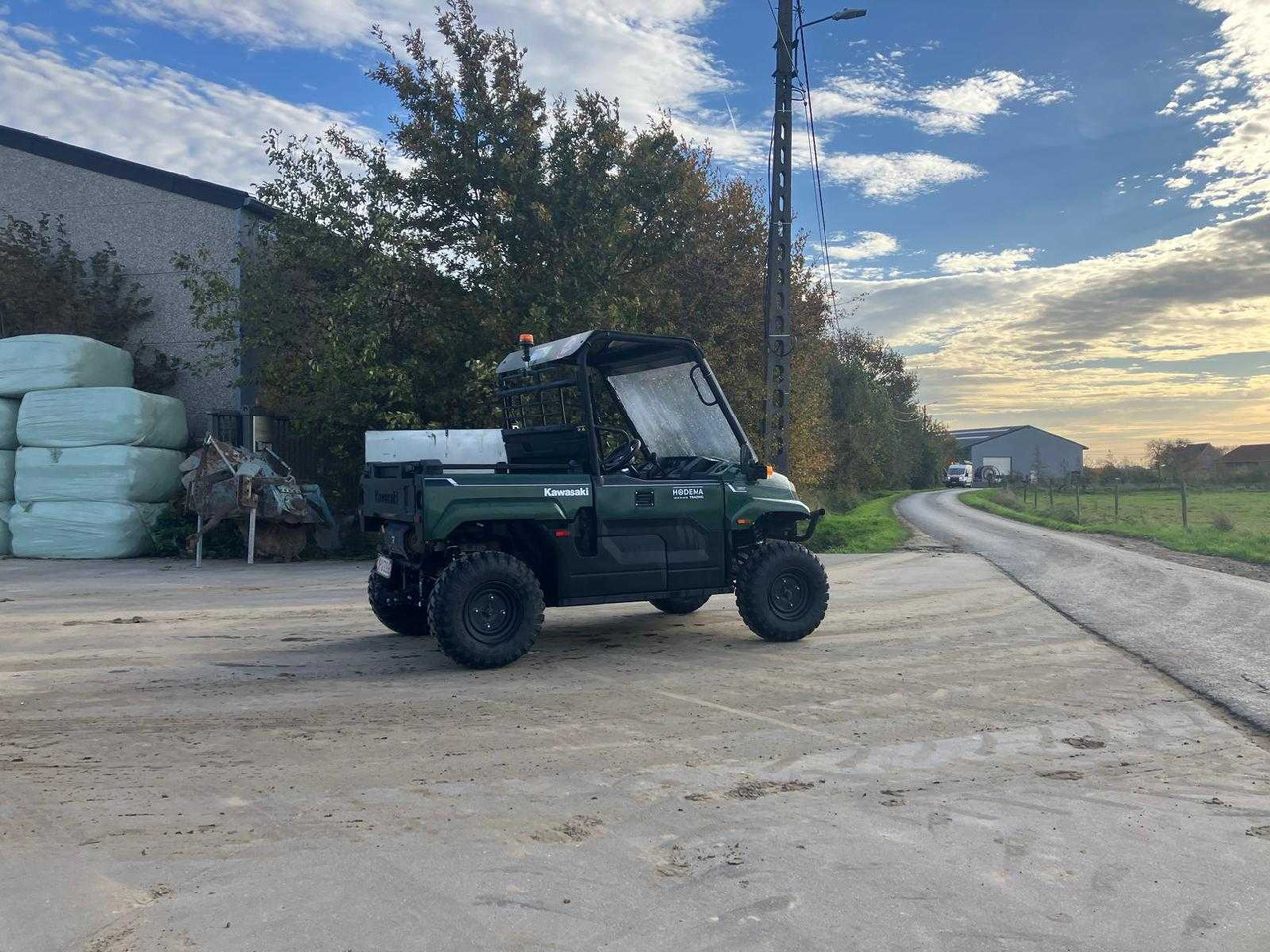 Kawasaki Mule KAF700 - Trator municipal: foto 2 Kawasaki Mule KAF700 - Trator municipal: foto 2