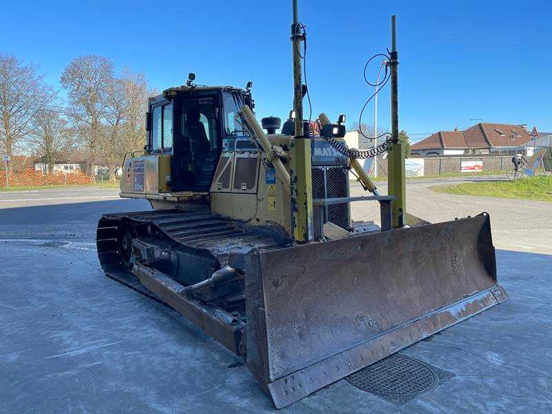 Komatsu D65 PX-18 - Buldôzer: foto 4 Komatsu D65 PX-18 - Buldôzer: foto 4