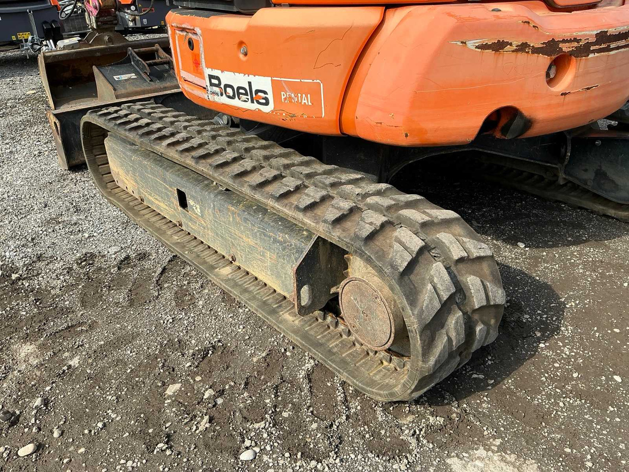 Komatsu PC35MR-5 - Escavadora de rastos: foto 5 Komatsu PC35MR-5 - Escavadora de rastos: foto 5