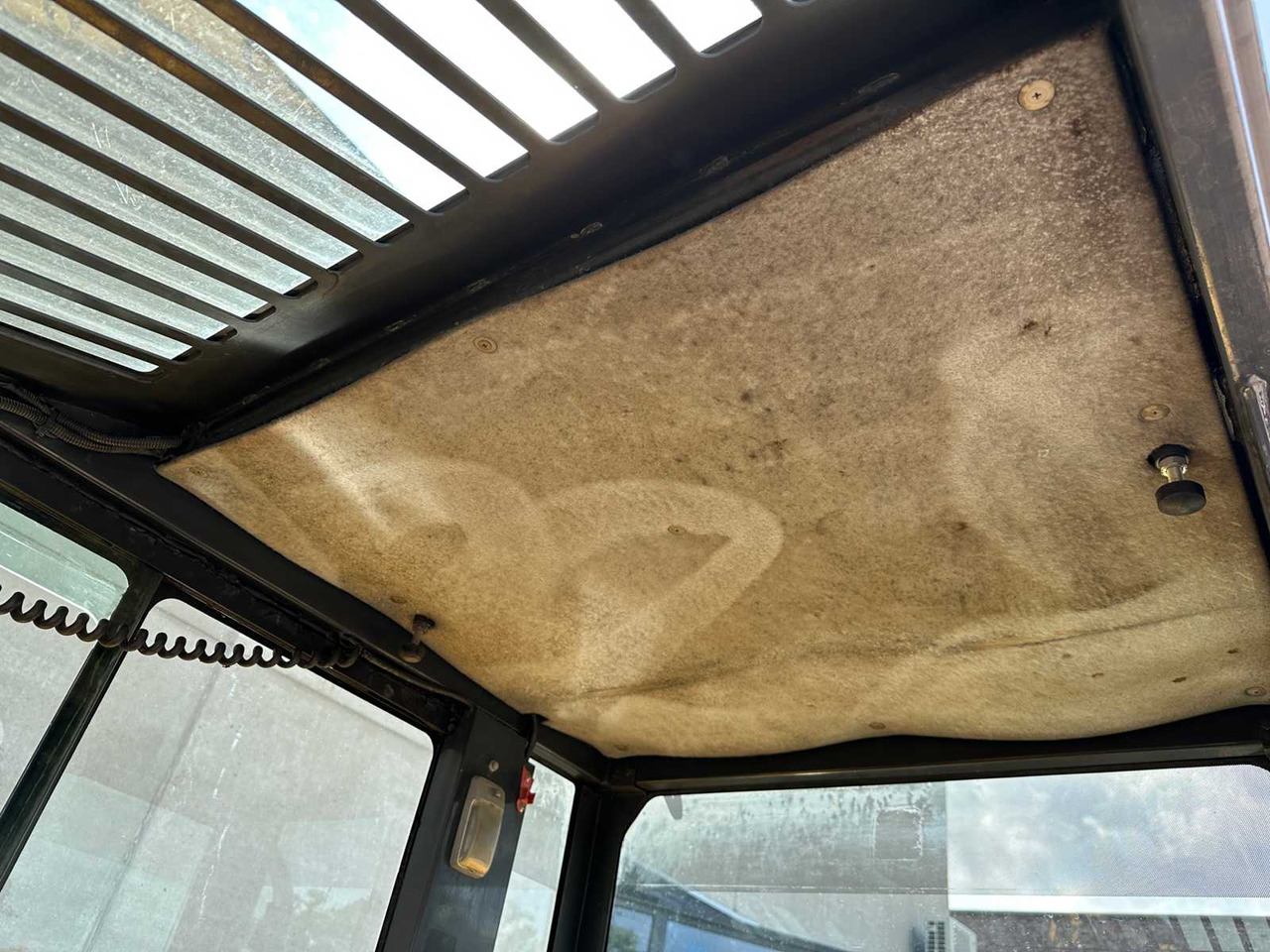 Escavadora de rastos Komatsu PC56-7: foto 29