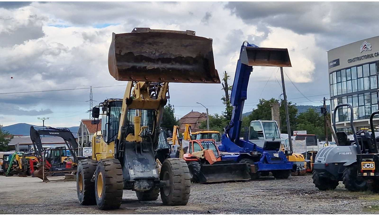 Komatsu WA270-7 - Pá carregadora de rodas: foto 4 Komatsu WA270-7 - Pá carregadora de rodas: foto 4