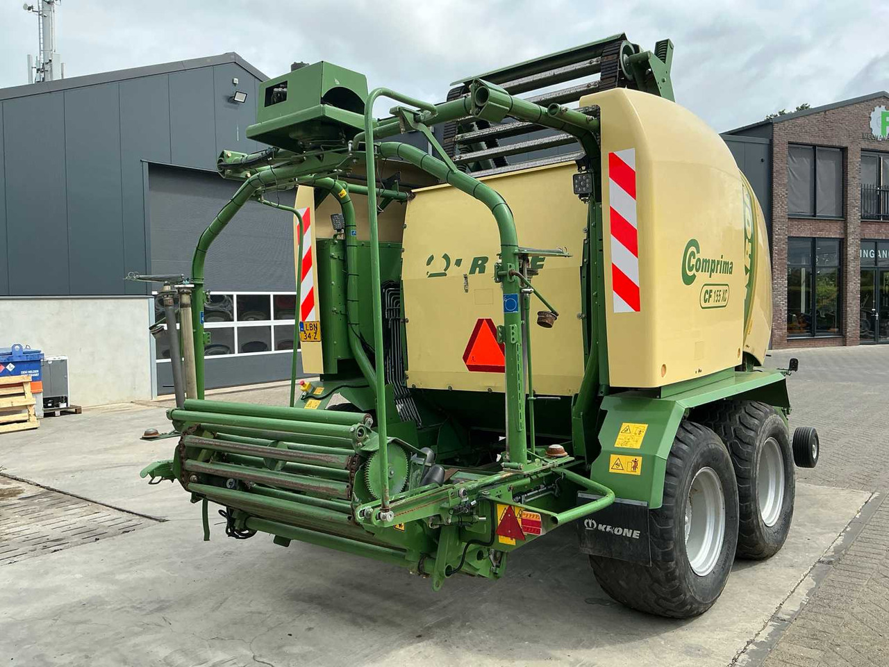 Krone Comprima CF 155 XC - Enfardadeira de fardos redondos: foto 4 Krone Comprima CF 155 XC - Enfardadeira de fardos redondos: foto 4