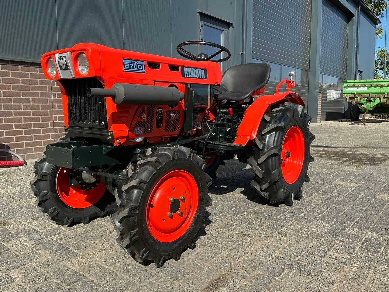 Kubota B7001 - Mini trator: foto 2 Kubota B7001 - Mini trator: foto 2