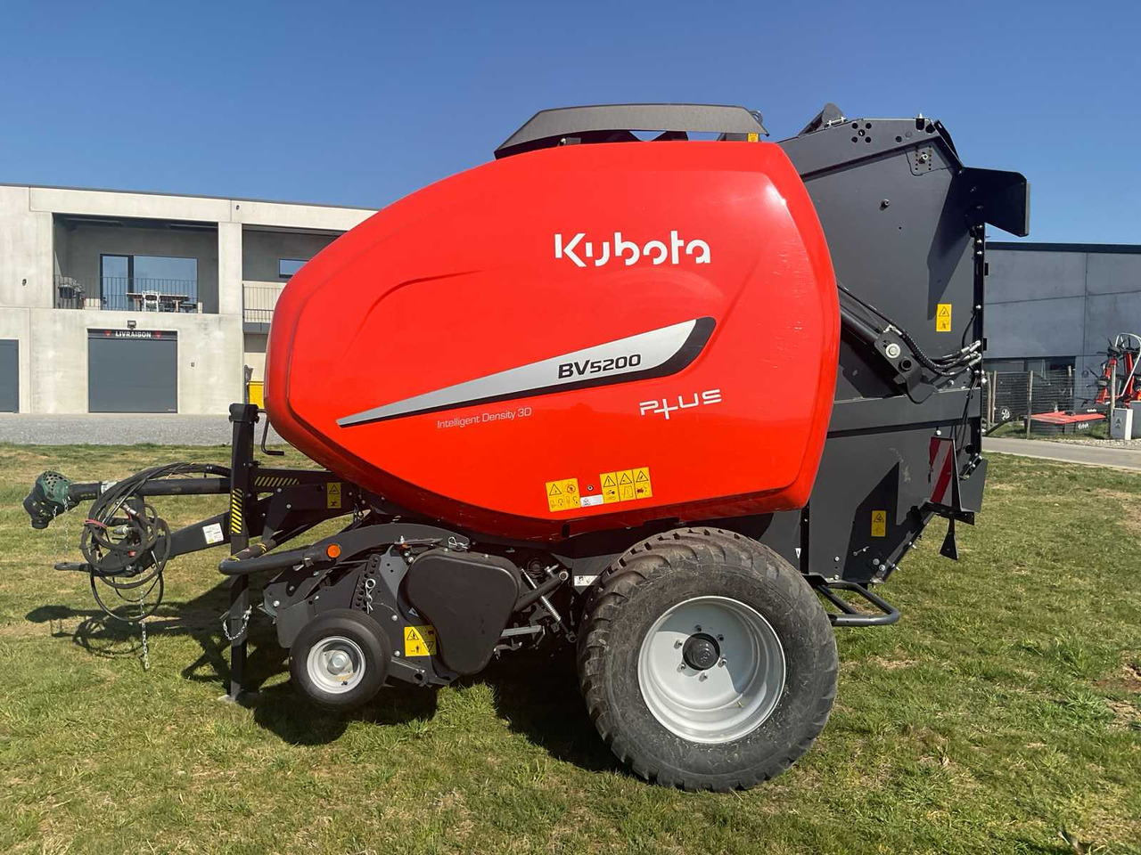 Kubota BV5200 - Enfardadeira de fardos redondos: foto 2 Kubota BV5200 - Enfardadeira de fardos redondos: foto 2