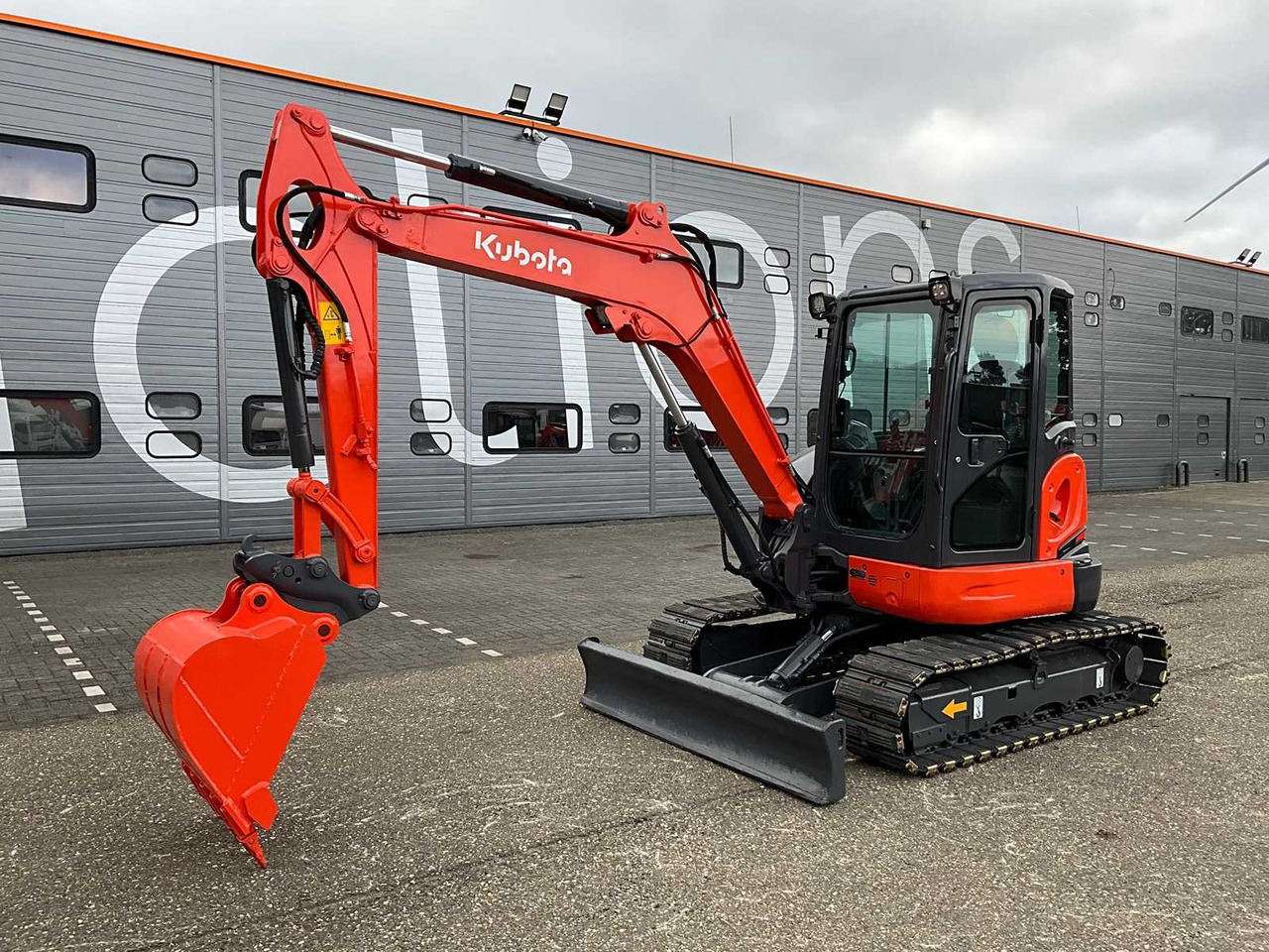 Kubota KX163-5 - Escavadora de rastos: foto 1 Kubota KX163-5 - Escavadora de rastos: foto 1