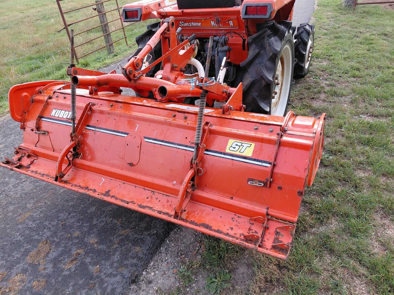 Kubota L1-18 - Mini trator: foto 4 Kubota L1-18 - Mini trator: foto 4