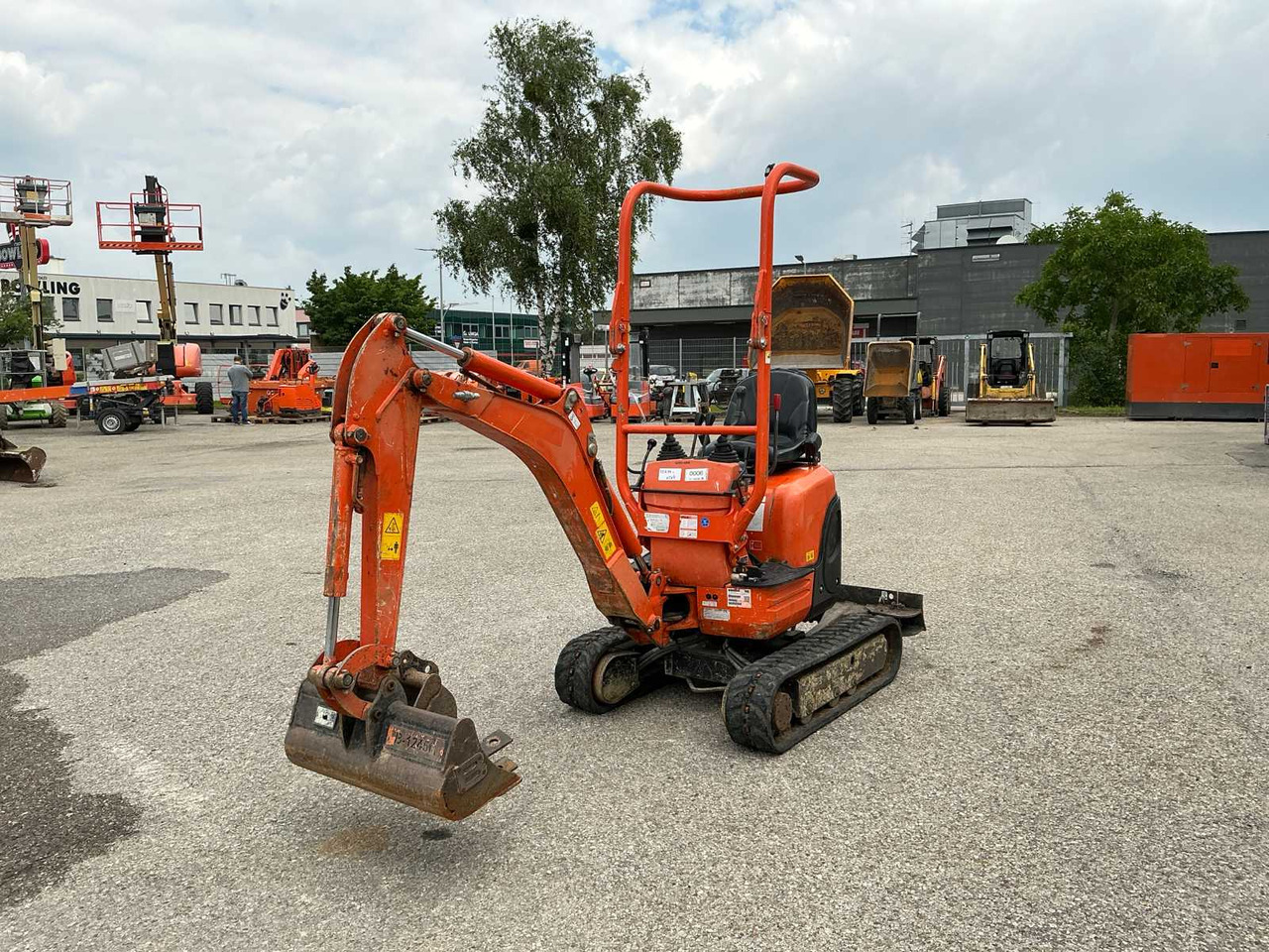 Kubota U10-3 - Mini escavadeira: foto 2 Kubota U10-3 - Mini escavadeira: foto 2