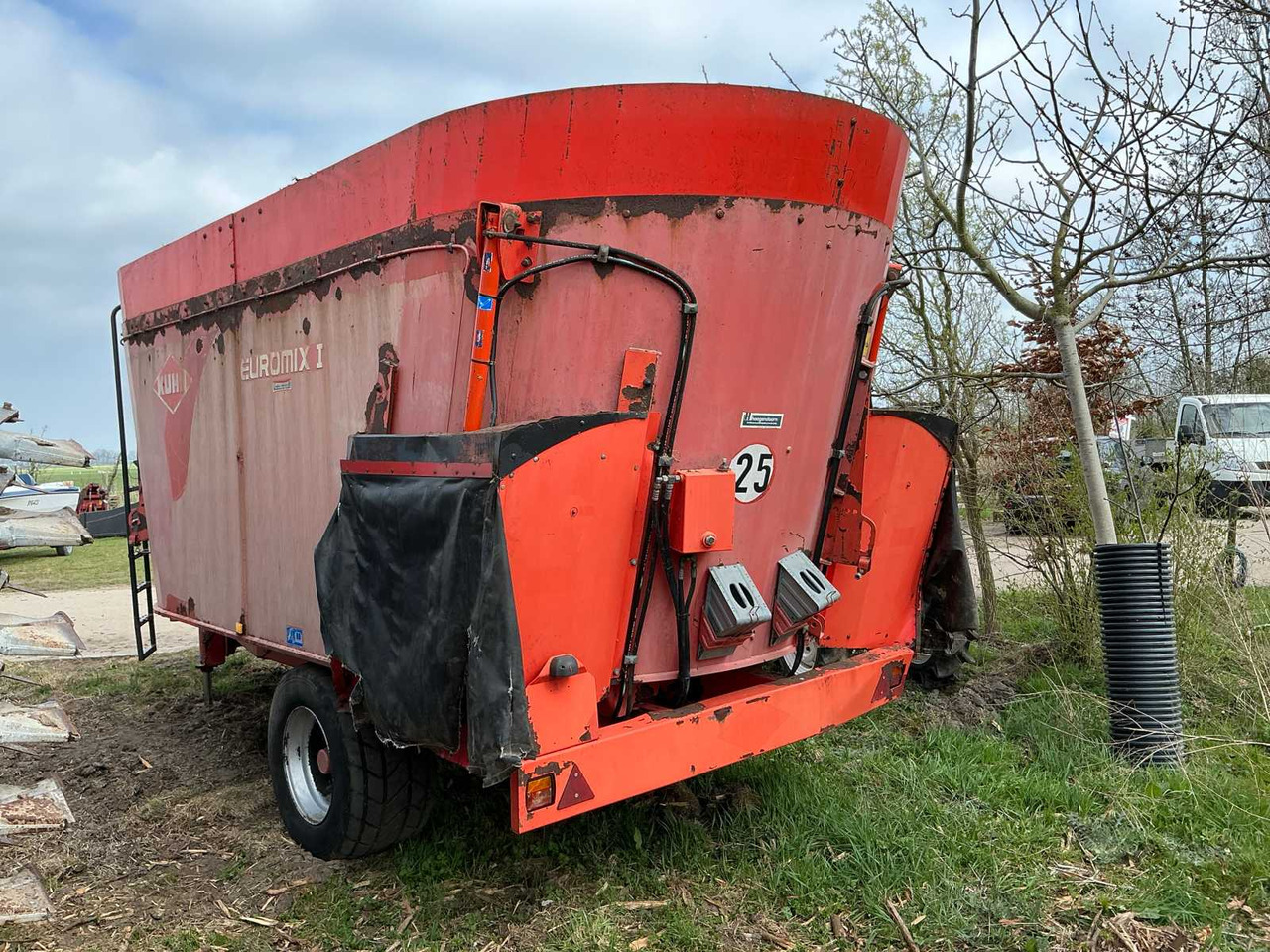 Kuhn EUV270 - Misturadora Alimentadora: foto 4 Kuhn EUV270 - Misturadora Alimentadora: foto 4