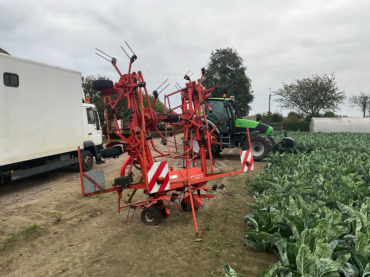 Kuhn GF8501MHO - Máquina para produção de feno: foto 3 Kuhn GF8501MHO - Máquina para produção de feno: foto 3