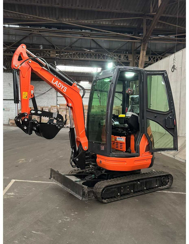 LADYS - 2025 - DY35 - MINI EXCAVATOR - Mini escavadeira: foto 4 LADYS - 2025 - DY35 - MINI EXCAVATOR - Mini escavadeira: foto 4