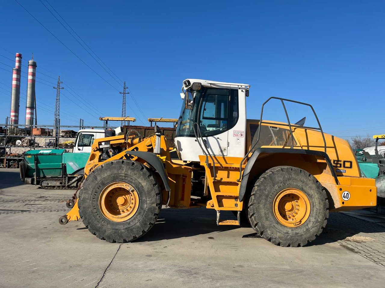 LIEBHERR - L550 - WHEEL LOADER - 2015 - Pá carregadora de rodas: foto 2 LIEBHERR - L550 - WHEEL LOADER - 2015 - Pá carregadora de rodas: foto 2