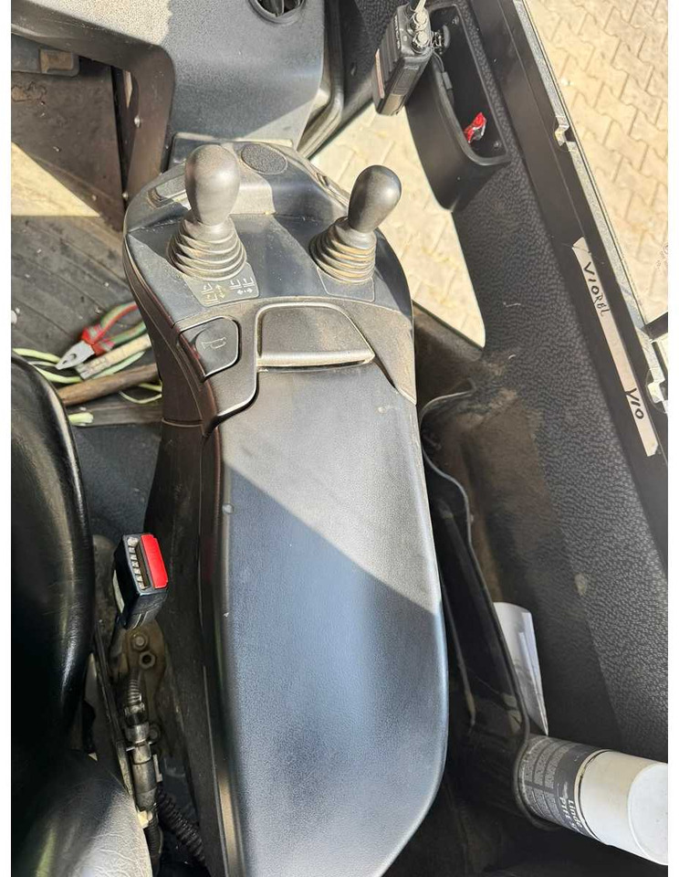 LINDE - H35D - FORKLIFT TRUCKS - 2020 - Empilhadeira: foto 5 LINDE - H35D - FORKLIFT TRUCKS - 2020 - Empilhadeira: foto 5