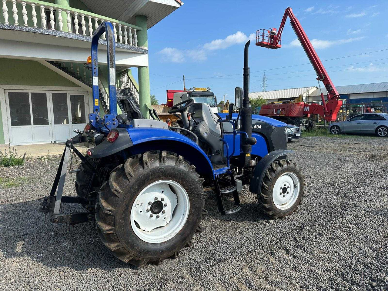 LOVOL - 504 - 4-WHEEL DRIVE TRACTOR - Trator: foto 4 LOVOL - 504 - 4-WHEEL DRIVE TRACTOR - Trator: foto 4