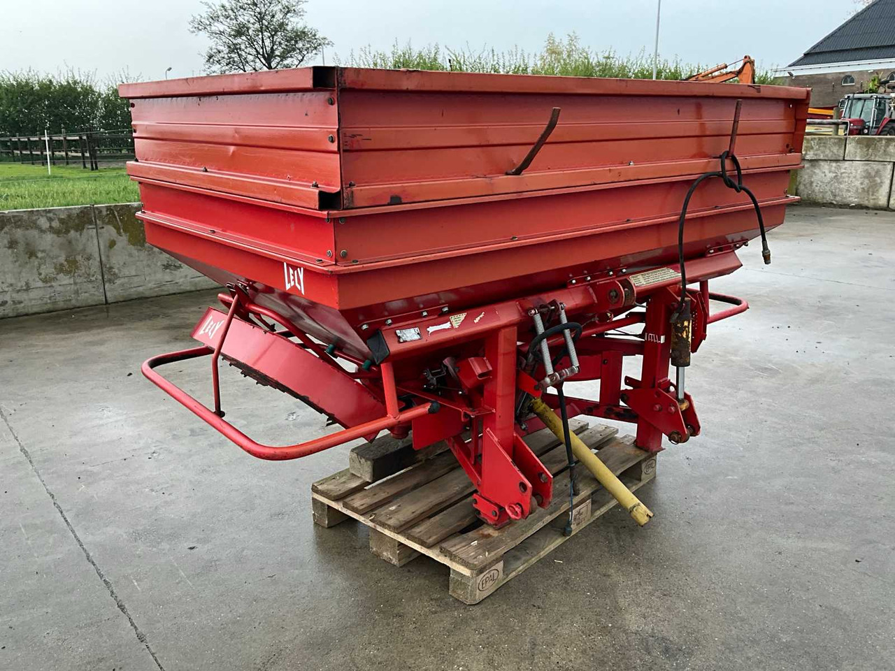 Lely Centerliner SL - Distribuidor de fertilizantes: foto 3 Lely Centerliner SL - Distribuidor de fertilizantes: foto 3