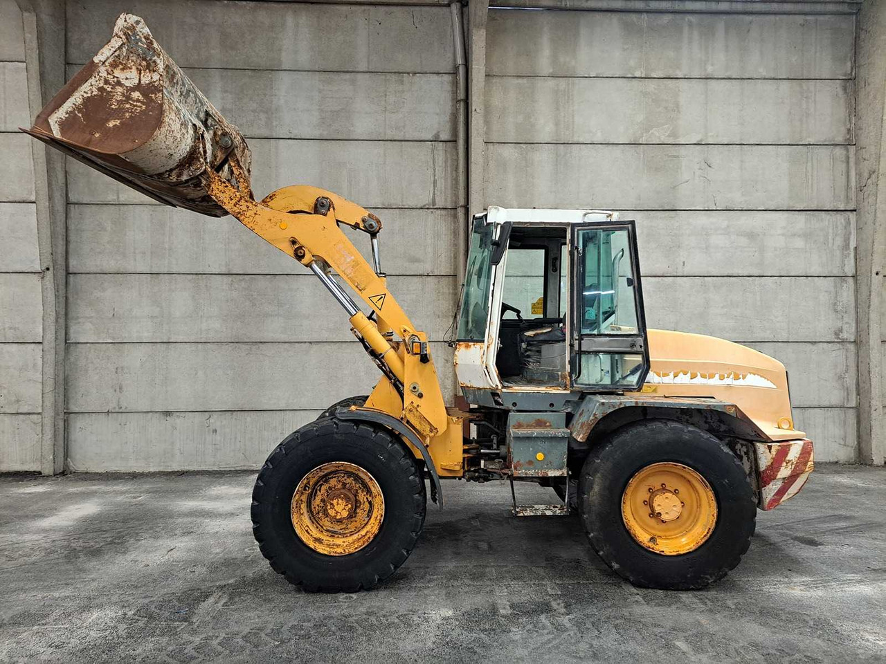 Liebherr L514 - Pá carregadora de rodas: foto 4 Liebherr L514 - Pá carregadora de rodas: foto 4