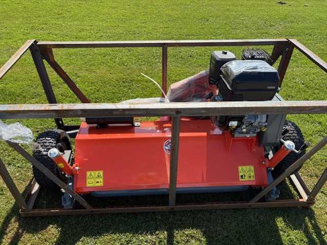 Loma Flailmower ATV120 - Triturador de martelos: foto 1 Loma Flailmower ATV120 - Triturador de martelos: foto 1