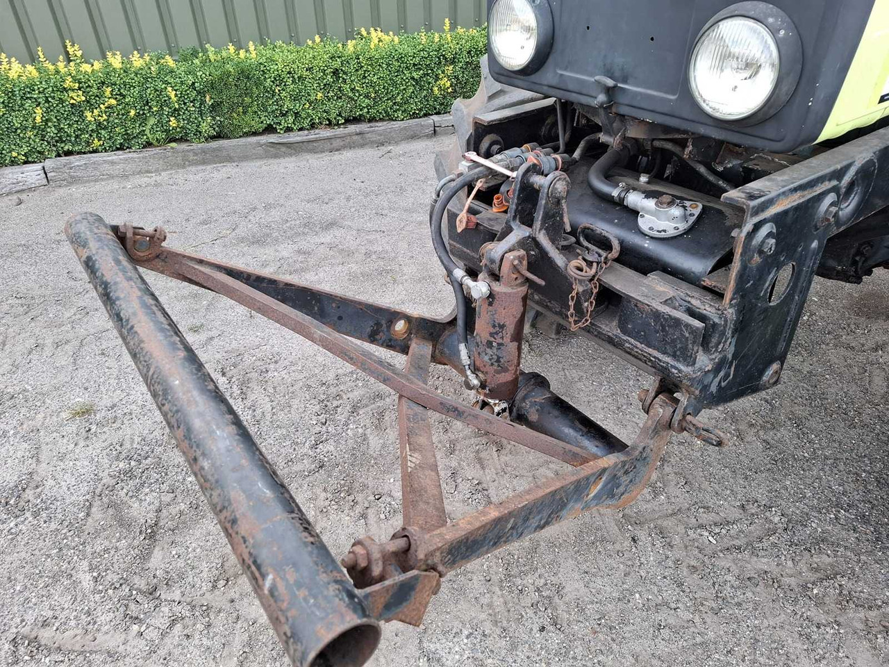 MERCEDES-BENZ - MB TRAC 800 - ALL-WHEEL DRIVE AGRICULTURAL TRACTOR - Trator: foto 4 MERCEDES-BENZ - MB TRAC 800 - ALL-WHEEL DRIVE AGRICULTURAL TRACTOR - Trator: foto 4