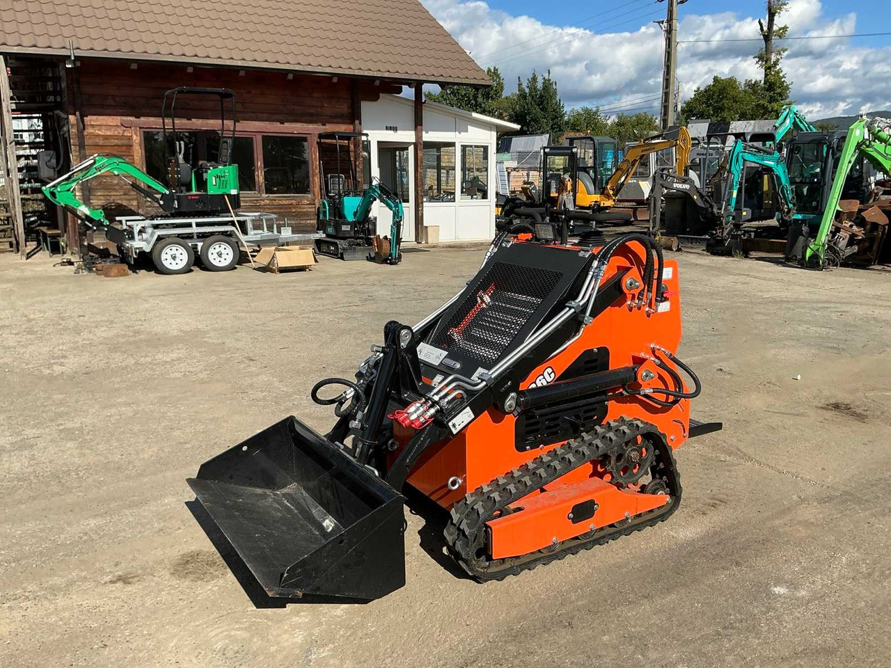 MMS - MS36C - COMPACT LOADER - 2025 - Mini pá carregadora de rastos: foto 4 MMS - MS36C - COMPACT LOADER - 2025 - Mini pá carregadora de rastos: foto 4