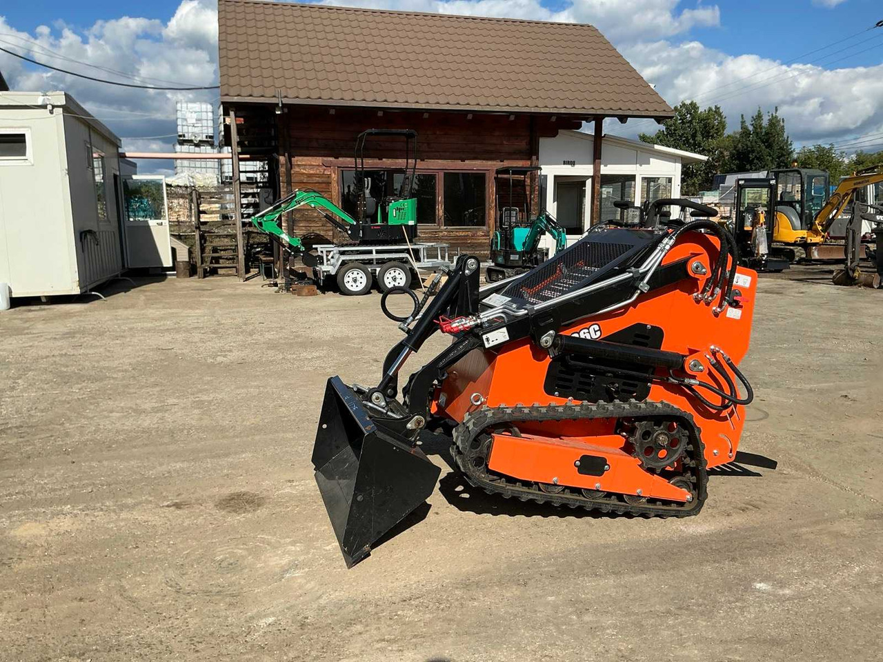 MMS - MS36C - COMPACT LOADER - 2025 - Mini pá carregadora de rastos: foto 3 MMS - MS36C - COMPACT LOADER - 2025 - Mini pá carregadora de rastos: foto 3