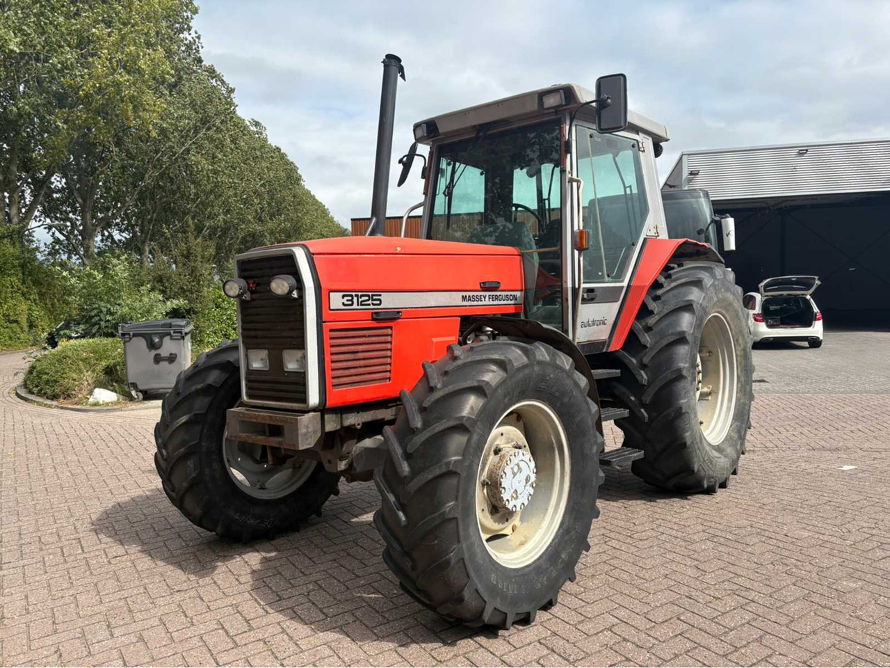 Massey Ferguson 3125 - Trator: foto 1 Massey Ferguson 3125 - Trator: foto 1
